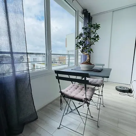 Bright In A New Building With Garage * Tours